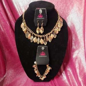 Paparazzi Gold Jewelry Set